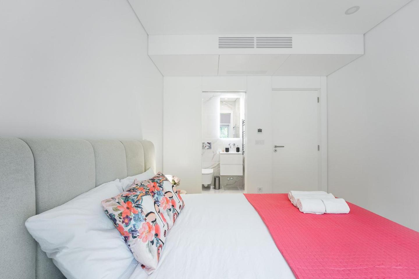 Guestready - Majestic Riverside Terrace In Coimbra Lejlighed Eksteriør billede